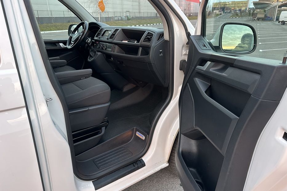 Продам Volkswagen Caravella Comfortline 4х4 2019 года в Ровно