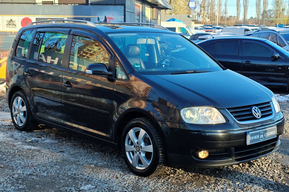 Продам Volkswagen Touran 2006 года в Киеве