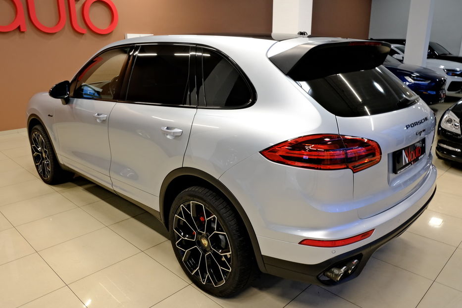 Продам Porsche Cayenne Diesel  2016 года в Одессе