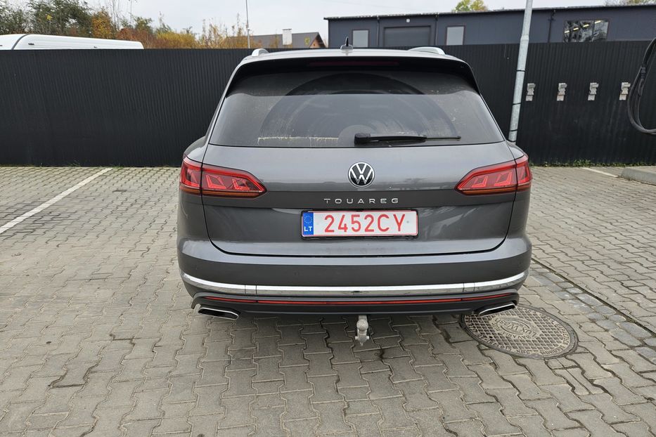 Продам Volkswagen Touareg 4Х4 3.0 210kW 8-Р НЕ МАЛЬОВАН 2021 года в Львове