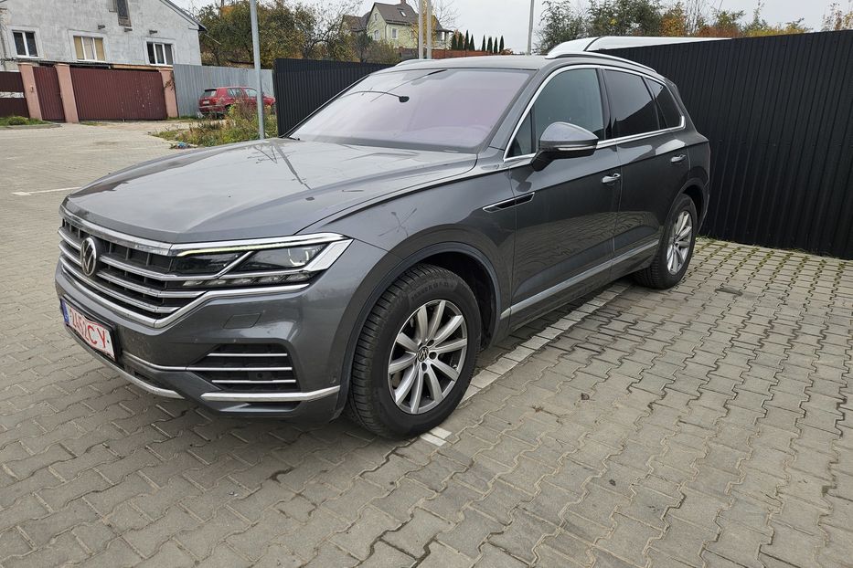 Продам Volkswagen Touareg 4Х4 3.0 210kW 8-Р НЕ МАЛЬОВАН 2021 года в Львове