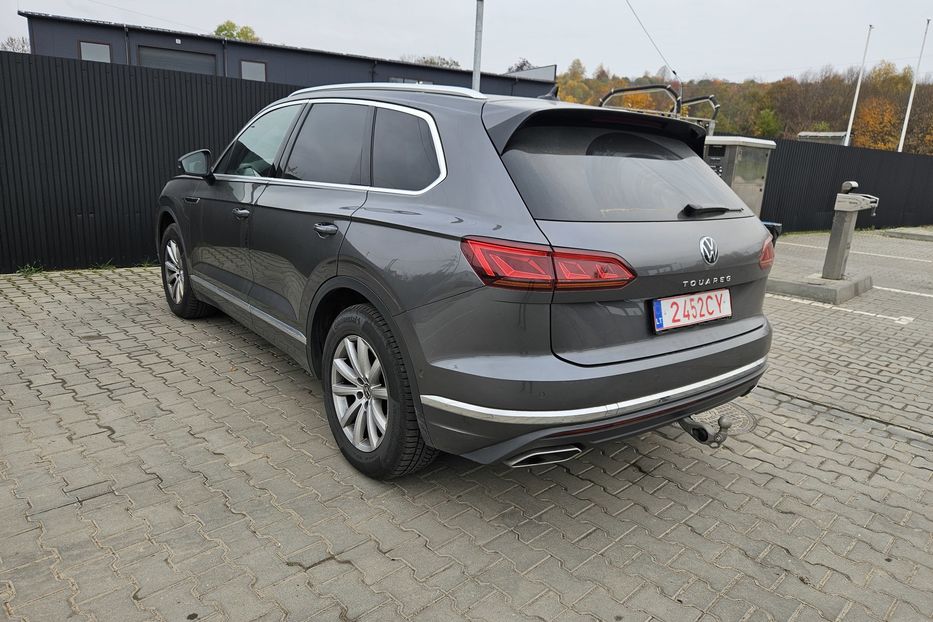 Продам Volkswagen Touareg 4Х4 3.0 210kW 8-Р НЕ МАЛЬОВАН 2021 года в Львове