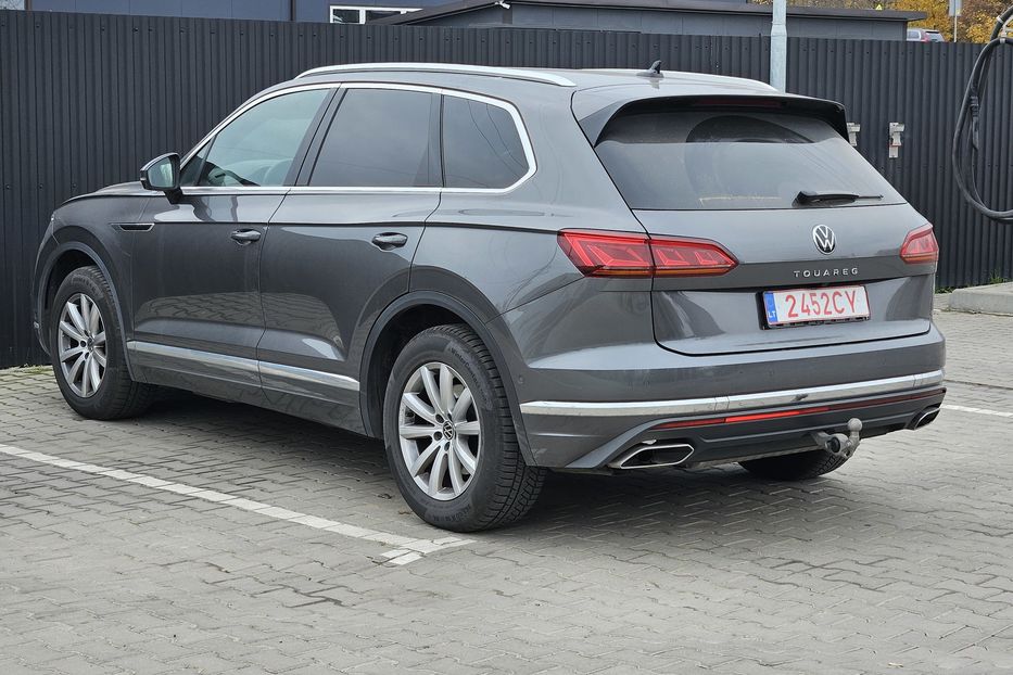 Продам Volkswagen Touareg 4Х4 3.0 210kW 8-Р НЕ МАЛЬОВАН 2021 года в Львове