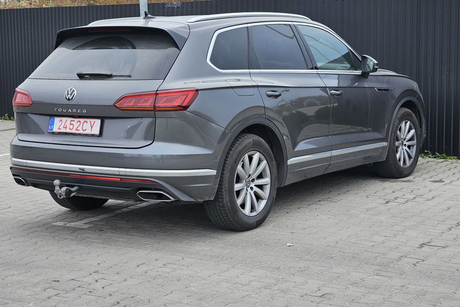 Продам Volkswagen Touareg 4Х4 3.0 210kW 8-Р НЕ МАЛЬОВАН 2021 года в Львове