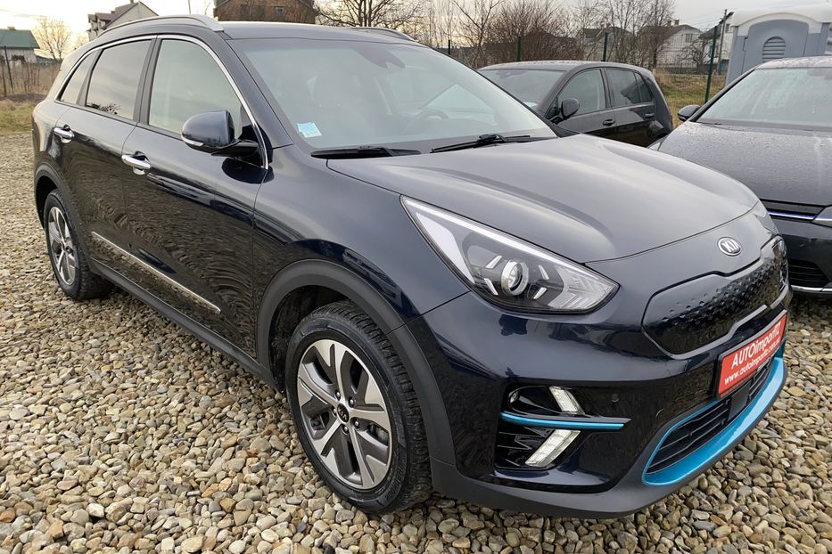 Продам Kia Niro Комплектація Prestige 64kWh 2021 года в Львове