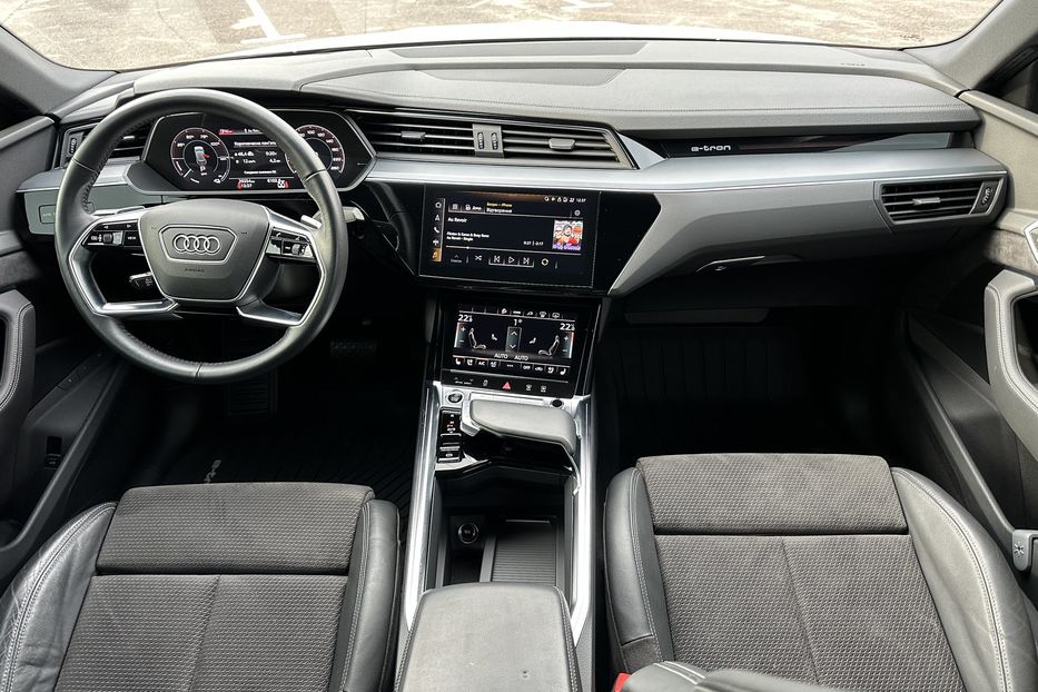 Продам Audi E-Tron Sportback S-line 50 2021 года в Ровно