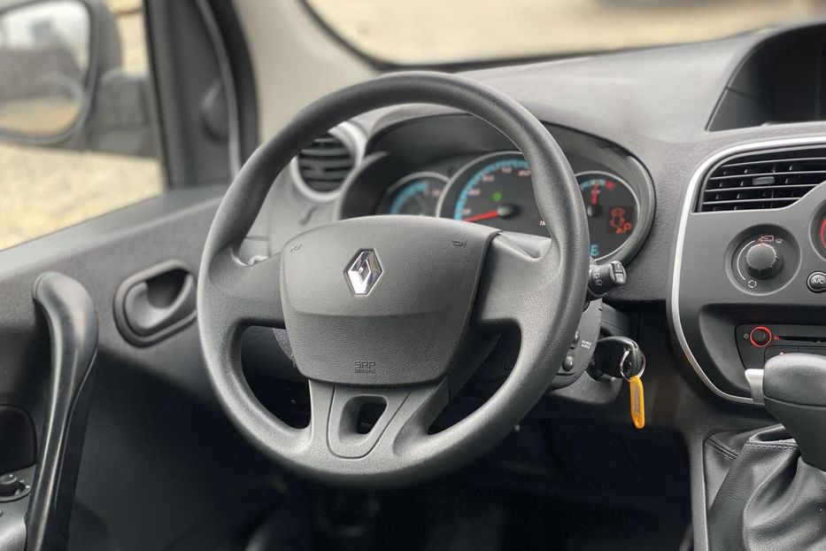 Продам Renault Kangoo пасс. 2019 года в Луцке