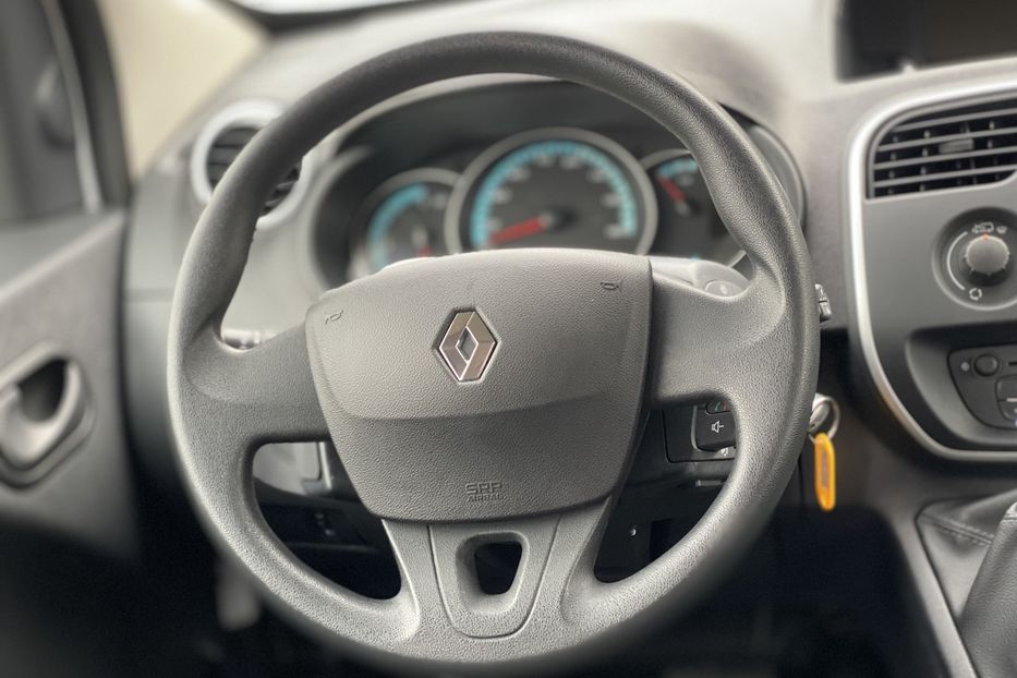 Продам Renault Kangoo пасс. 2019 года в Луцке