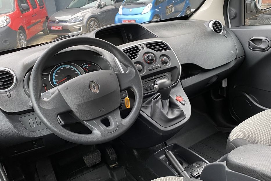 Продам Renault Kangoo пасс. 2019 года в Луцке