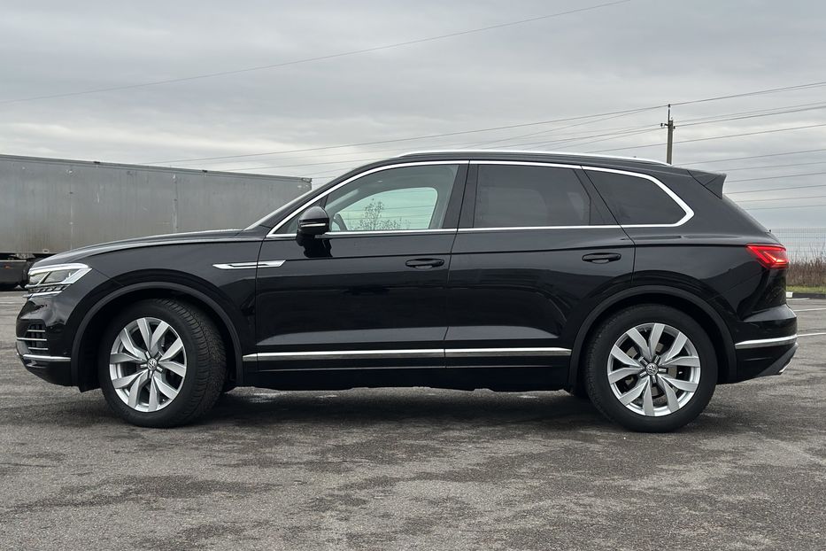 Продам Volkswagen Touareg Elegance  2019 года в Ровно