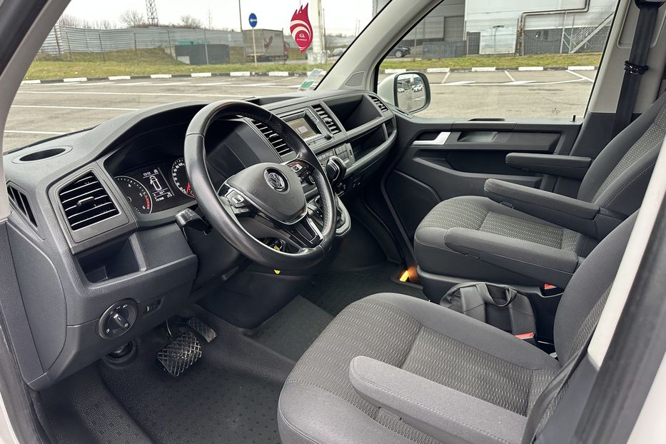 Продам Volkswagen Caravella 4x4  2019 года в Ровно