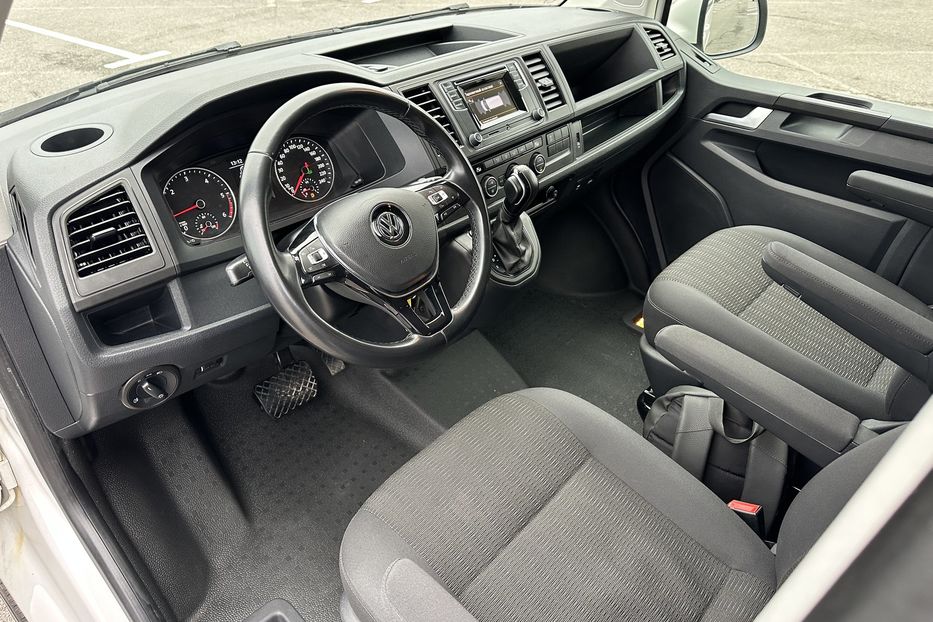 Продам Volkswagen Caravella 4x4  2019 года в Ровно