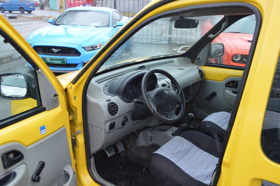 Продам Renault Kangoo пасс. 2001 года в Одессе