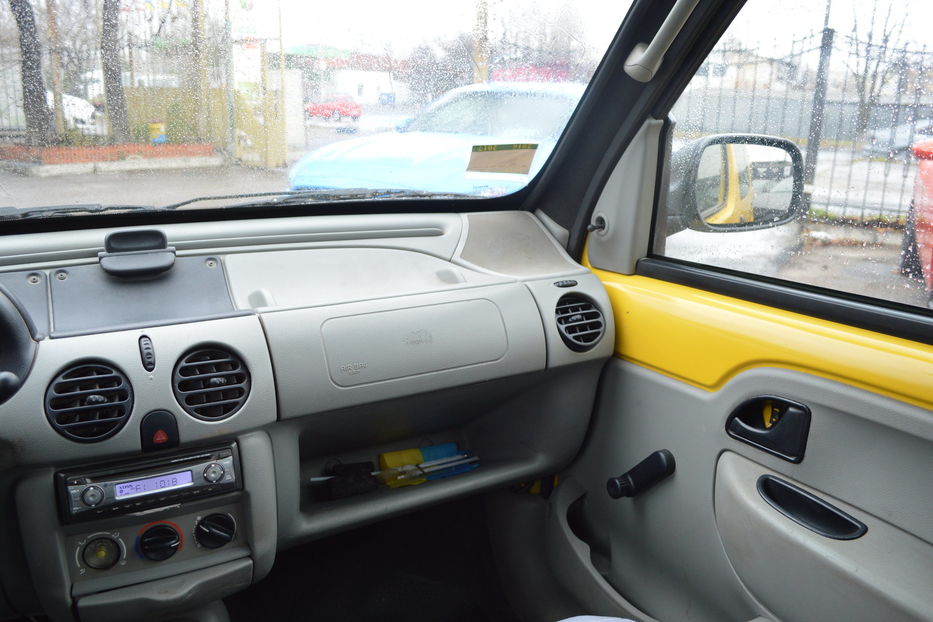 Продам Renault Kangoo пасс. 2001 года в Одессе