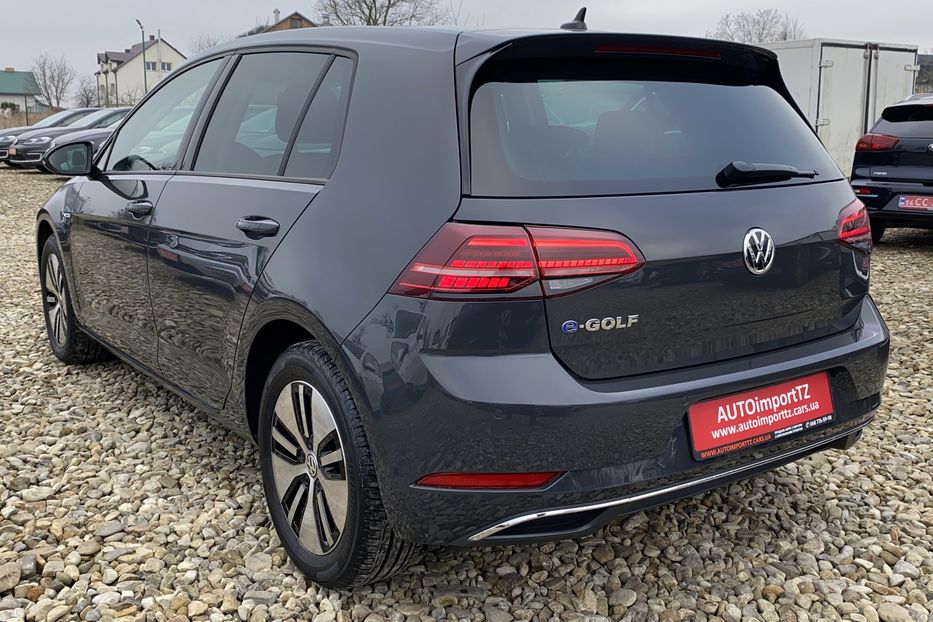 Продам Volkswagen e-Golf 35.8 kWh 100кВт/136к.с. 2020 года в Львове