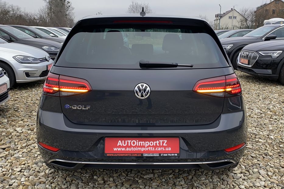 Продам Volkswagen e-Golf 35.8 kWh 100кВт/136к.с. 2020 года в Львове