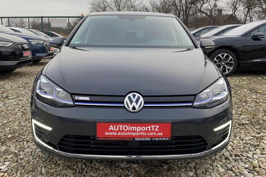 Продам Volkswagen e-Golf 35.8 kWh 100кВт/136к.с. 2020 года в Львове