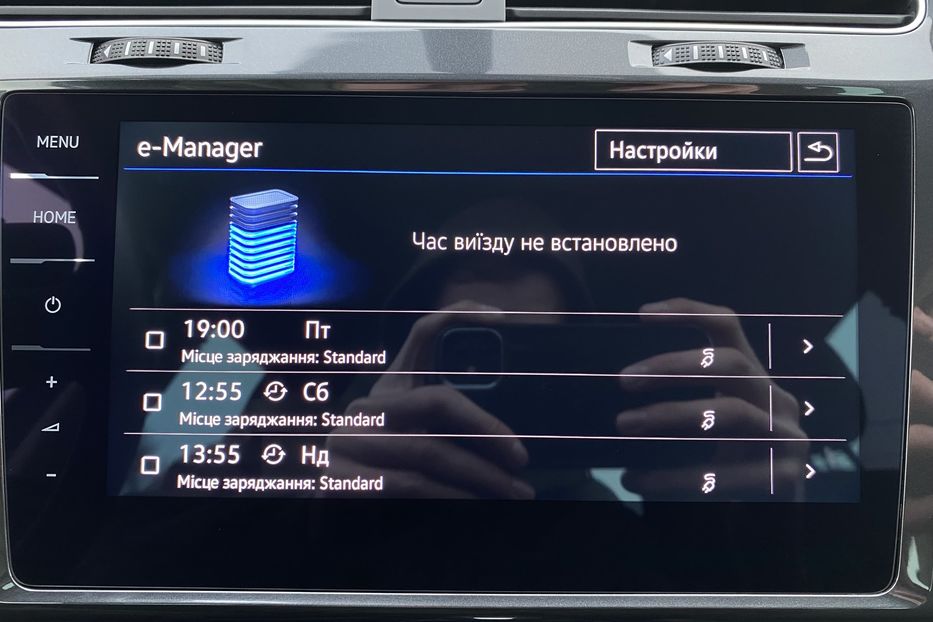 Продам Volkswagen e-Golf 35.8 kWh 100кВт/136к.с. 2020 года в Львове