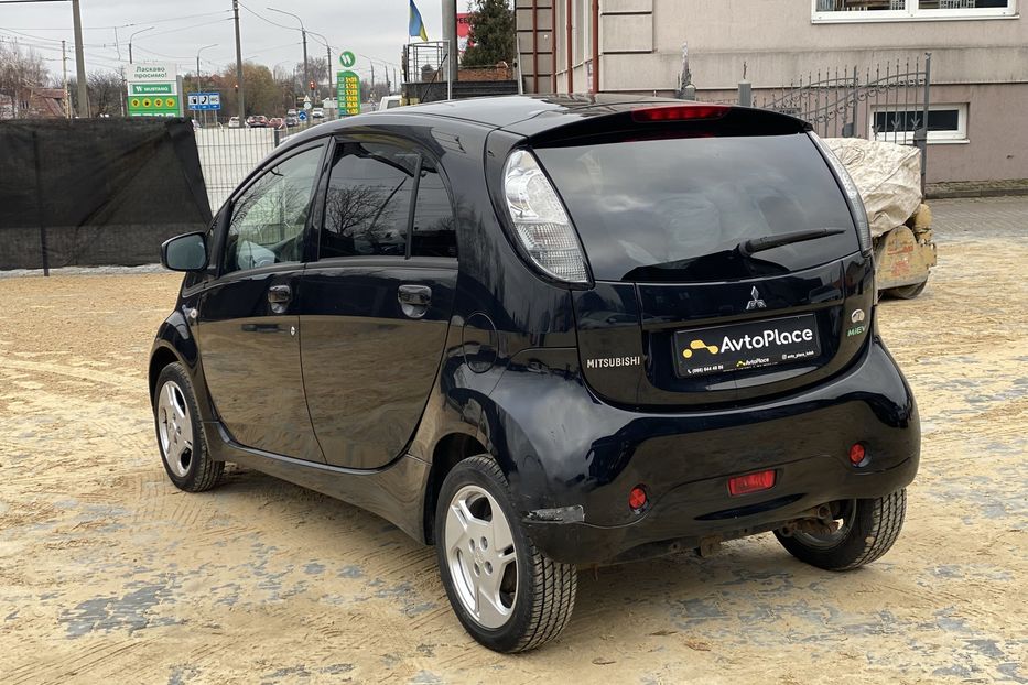 Продам Mitsubishi i-MiEV 2011 года в Луцке