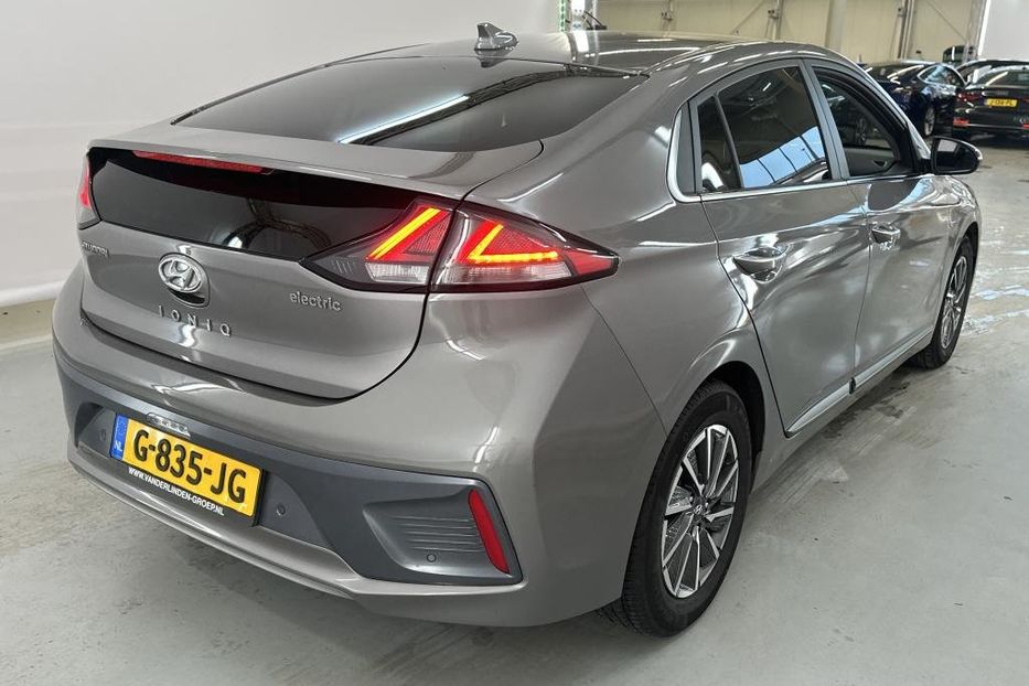 Продам Hyundai Ioniq 11.2019р 38.3квт  2019 года в Львове