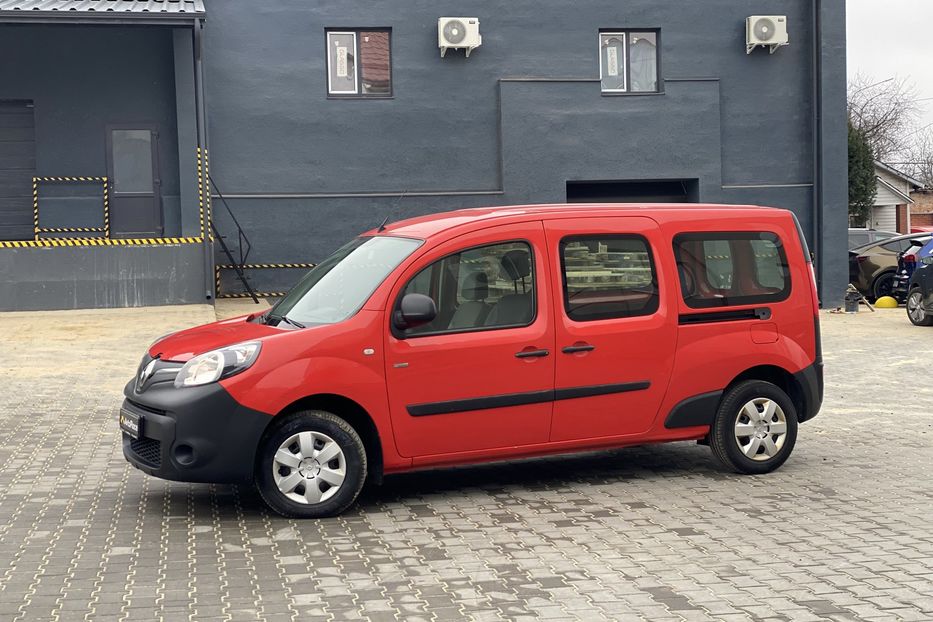 Продам Renault Kangoo пасс. 2020 года в Луцке