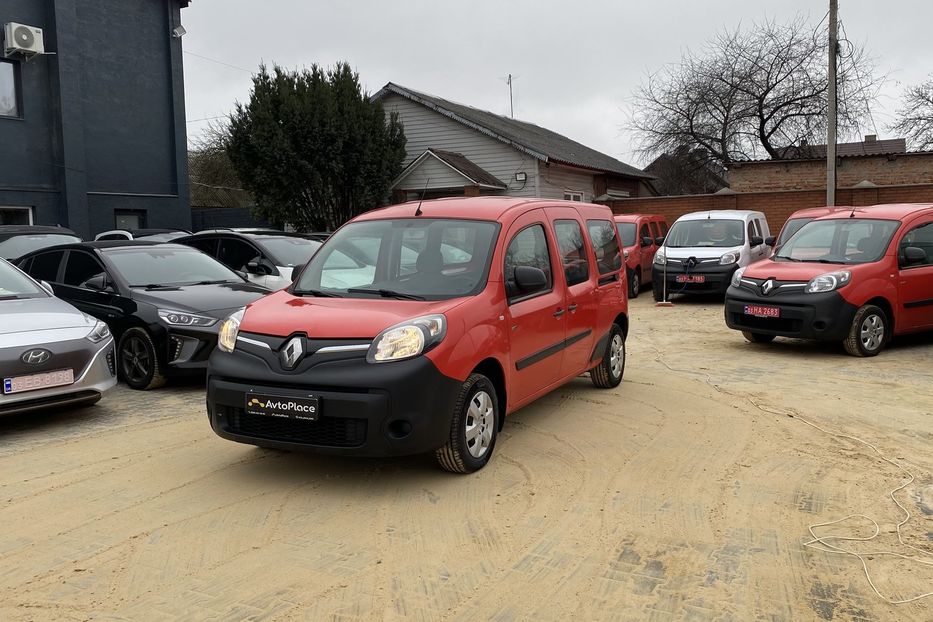 Продам Renault Kangoo пасс. 2020 года в Луцке