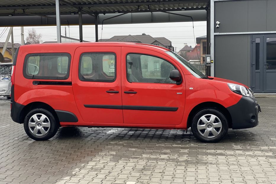 Продам Renault Kangoo пасс. 2018 года в Луцке