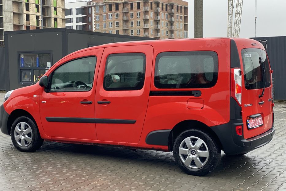 Продам Renault Kangoo пасс. 2018 года в Луцке