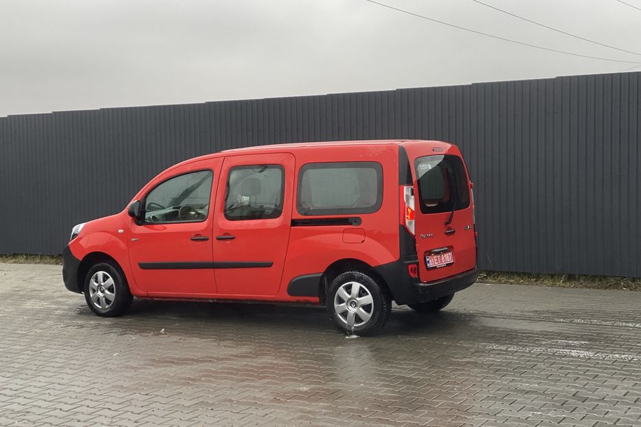 Продам Renault Kangoo пасс. 2018 года в Луцке