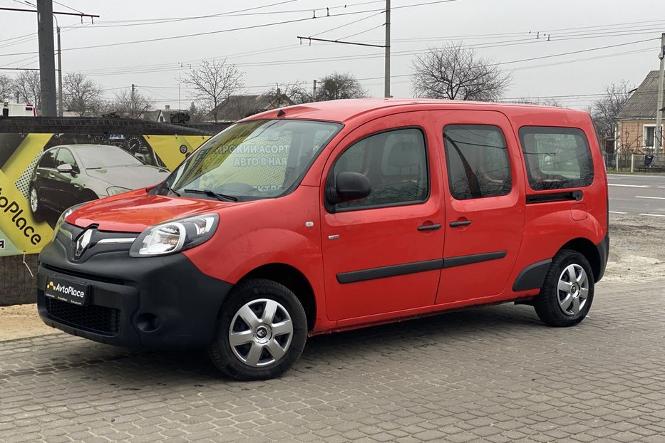 Продам Renault Kangoo пасс. 2018 года в Луцке