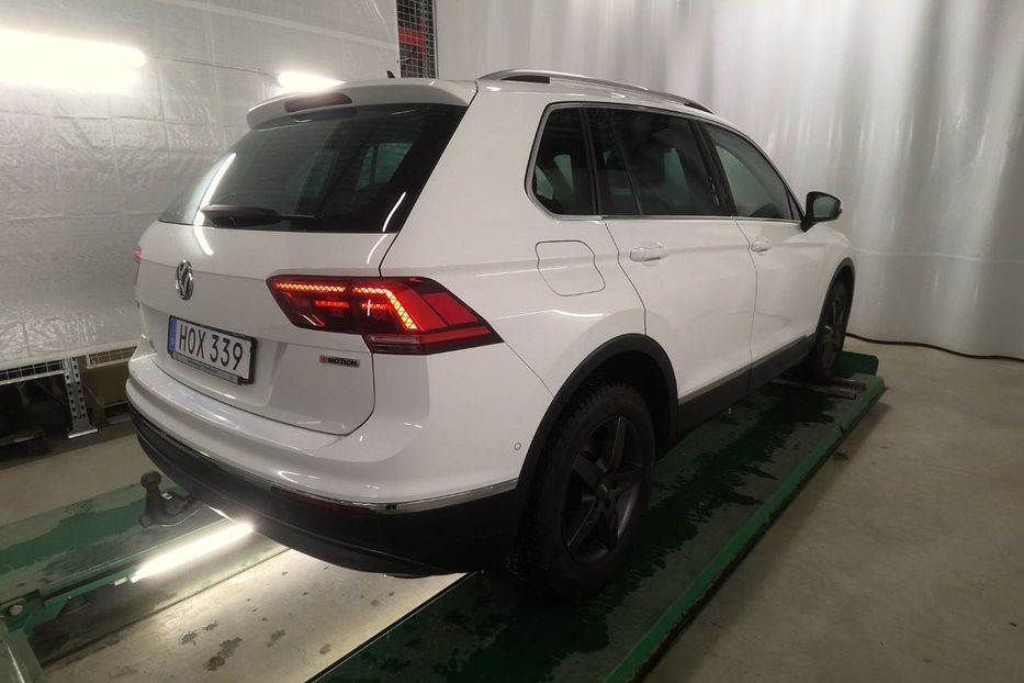 Продам Volkswagen Tiguan 4х4 190 к.с. Highline 2019 года в Житомире