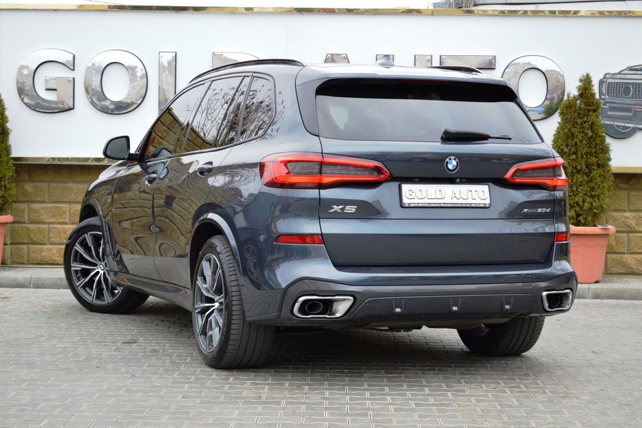 Продам BMW X5 2019 года в Одессе