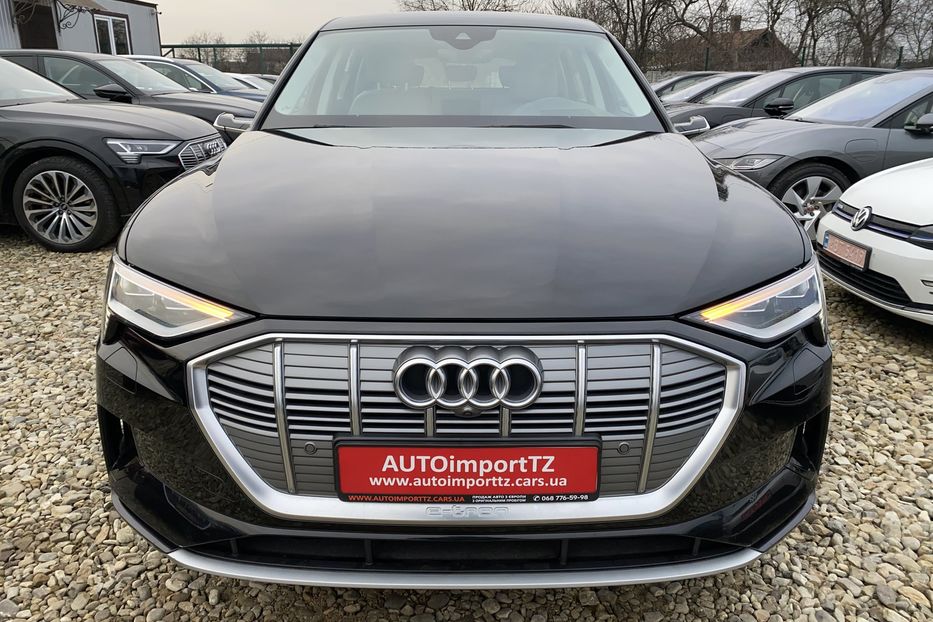 Продам Audi E-Tron 55Камера360ПроекціяFullLED 2019 года в Львове