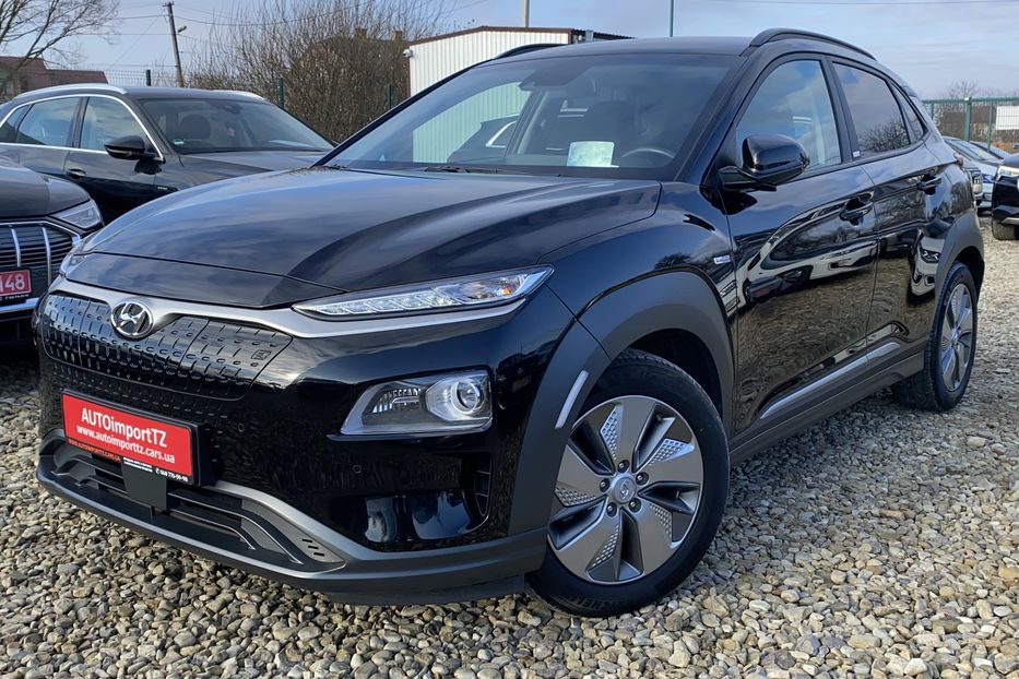 Продам Hyundai Kona 64kWhМакс.комплектація PREMIUM 2020 года в Львове