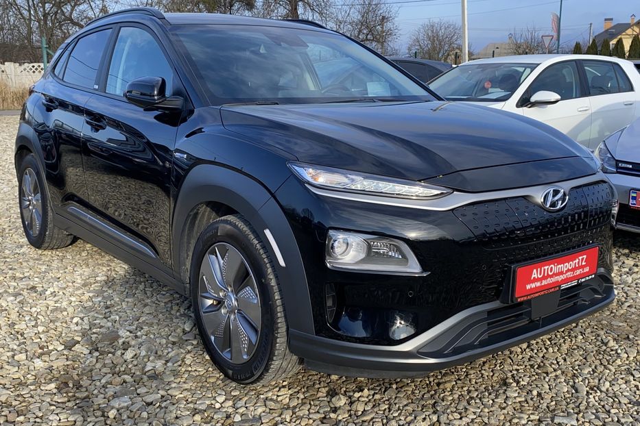 Продам Hyundai Kona 64kWhМакс.комплектація PREMIUM 2020 года в Львове