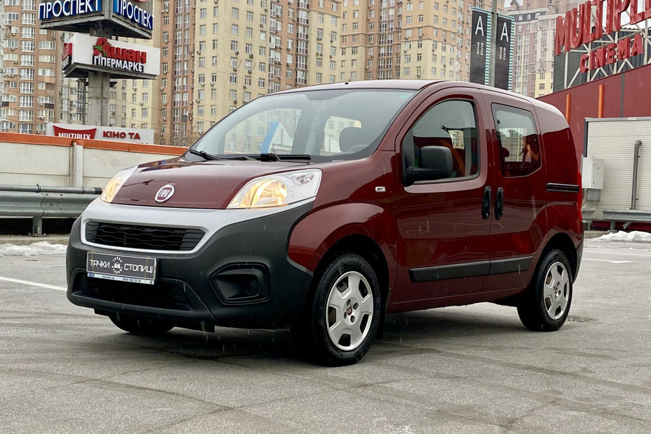 Продам Fiat Fiorino пасс. 2020 года в Киеве