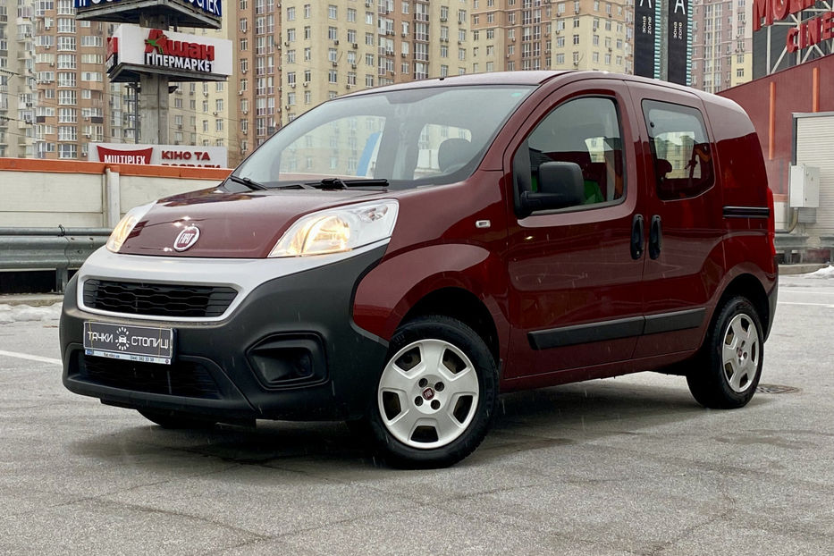 Продам Fiat Fiorino пасс. 2020 года в Киеве