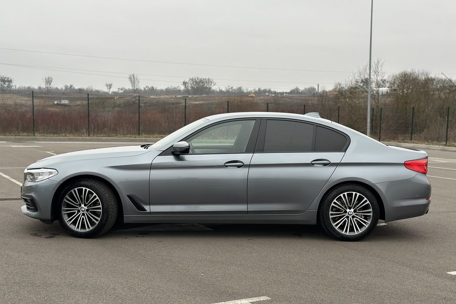 Продам BMW 520 Sport line 2020 года в Ровно