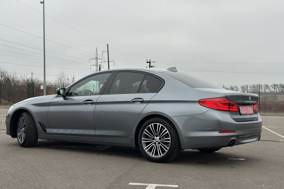 Продам BMW 520 Sport line 2020 года в Ровно