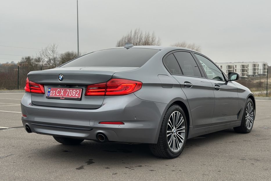 Продам BMW 520 Sport line 2020 года в Ровно