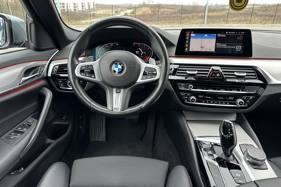 Продам BMW 520 Sport line 2020 года в Ровно