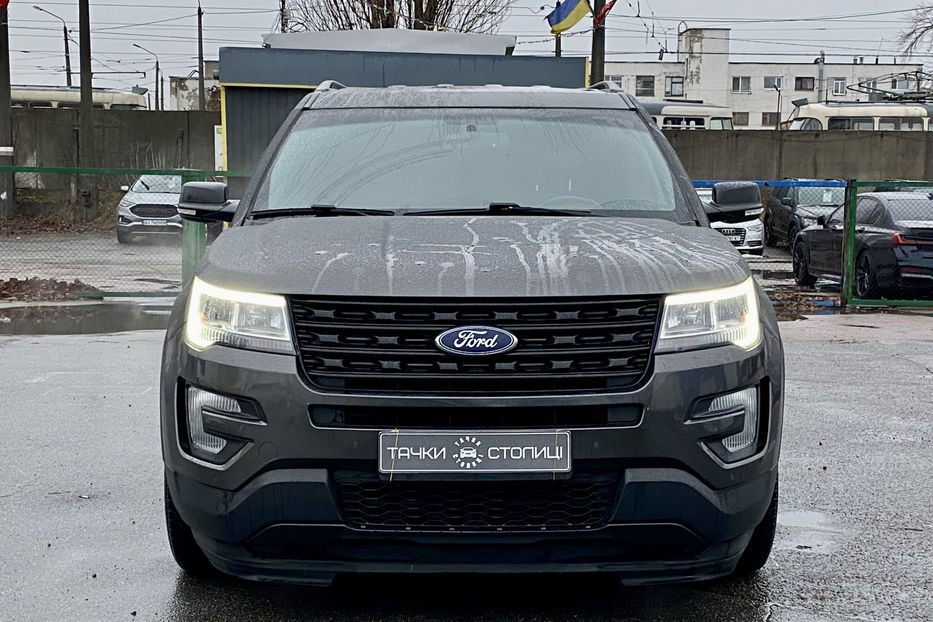 Продам Ford Explorer 2016 года в Киеве