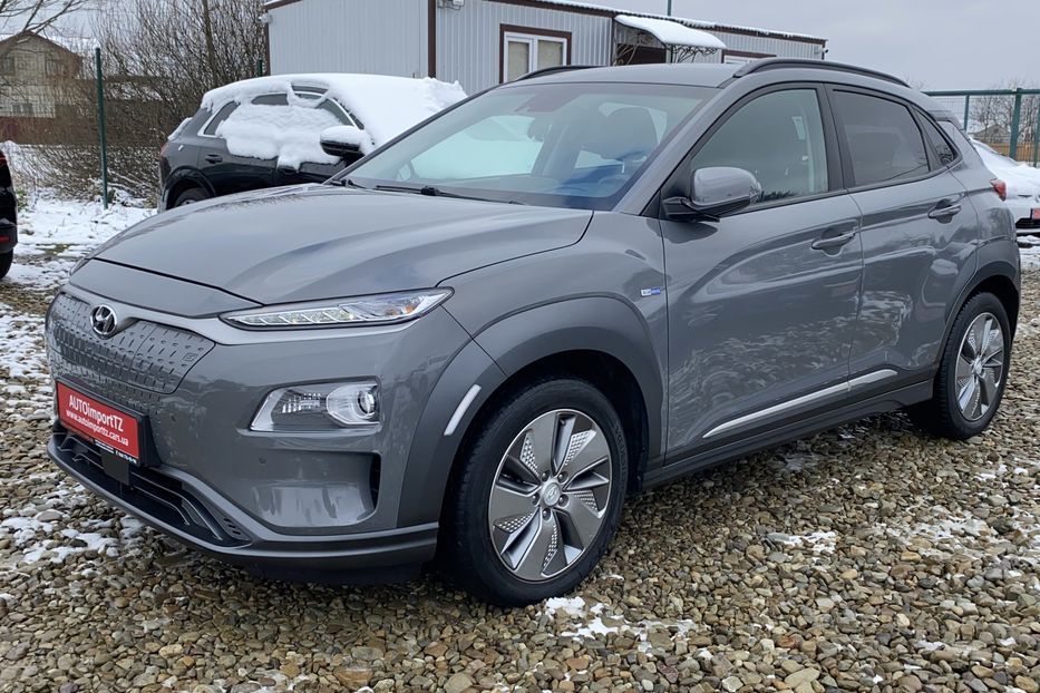 Продам Hyundai Kona 64кВт Макскомплектація Premium 2019 года в Львове