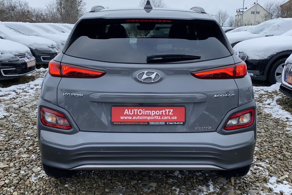 Продам Hyundai Kona 64кВт Макскомплектація Premium 2019 года в Львове