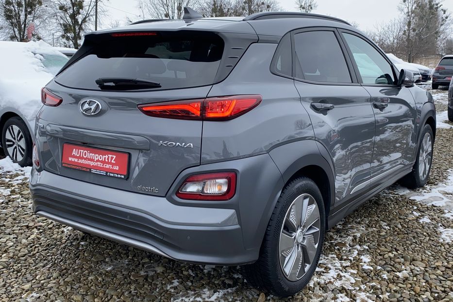 Продам Hyundai Kona 64кВт Макскомплектація Premium 2019 года в Львове