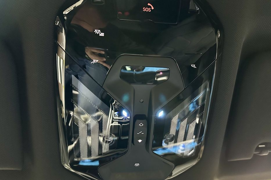 Продам BMW 760 I7 2022 года в Киеве