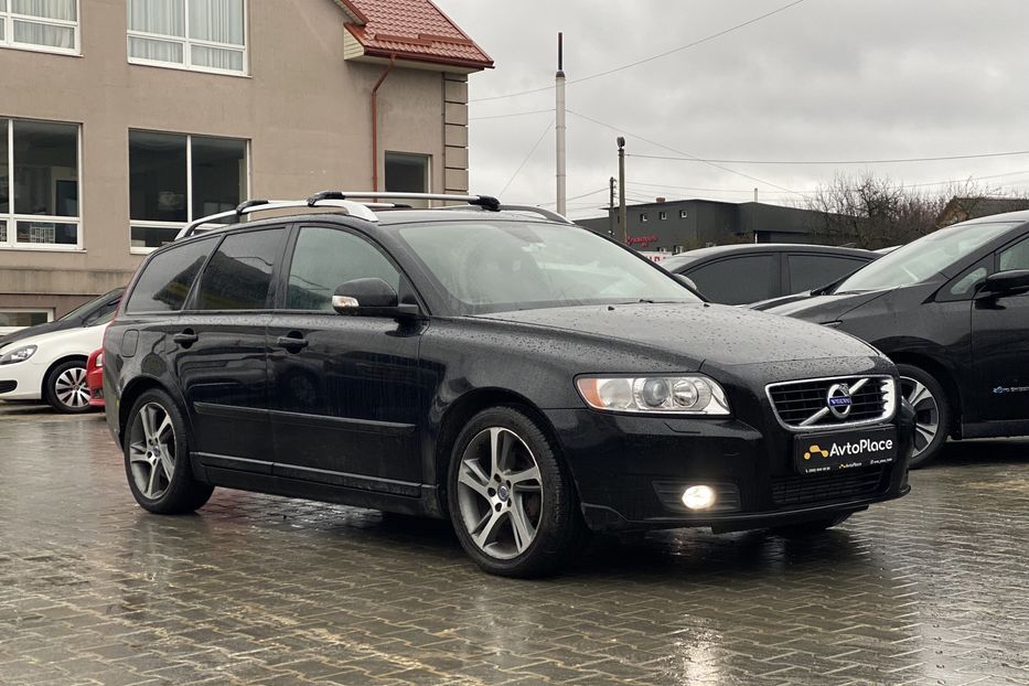 Продам Volvo V50 2011 года в Луцке