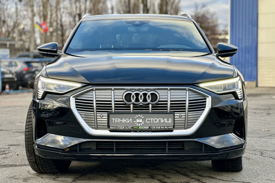 Продам Audi E-Tron 2019 года в Киеве