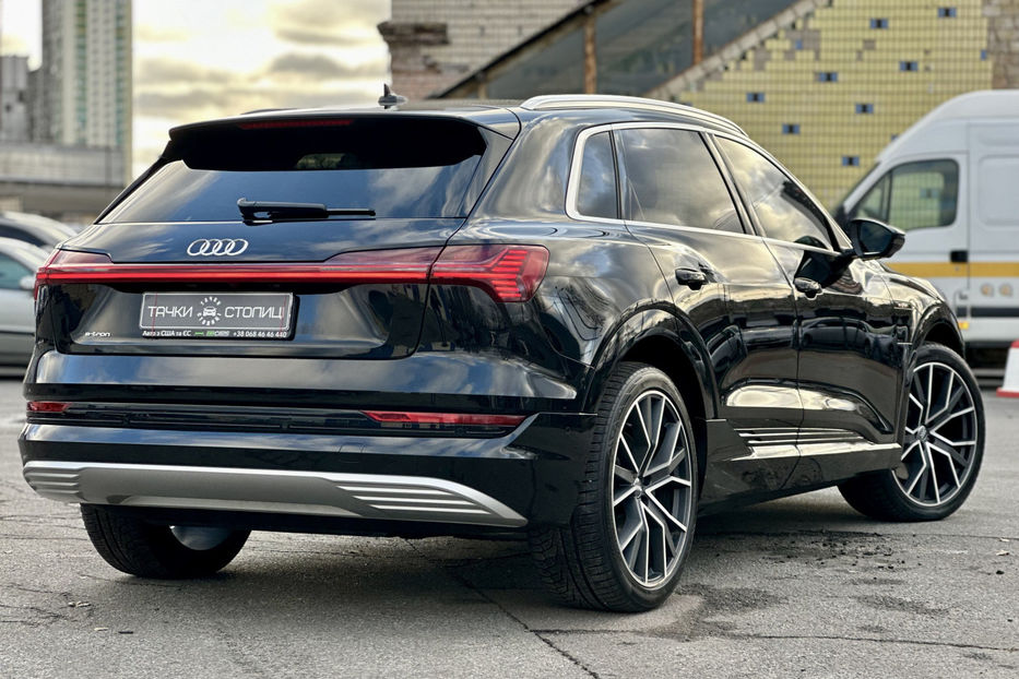 Продам Audi E-Tron 2019 года в Киеве