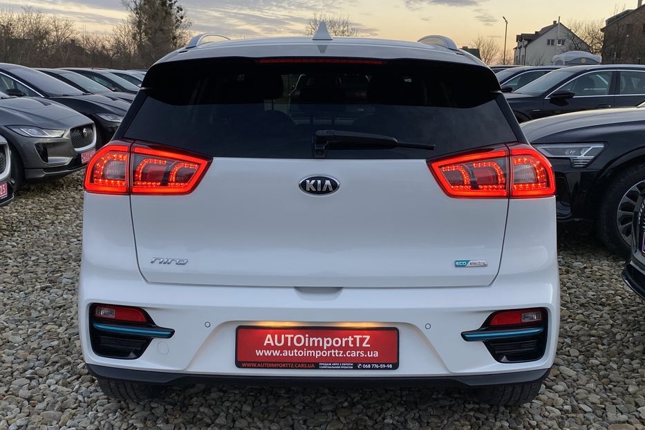 Продам Kia Niro 64кВтМакс.комплектаціяPrestige 2019 года в Львове